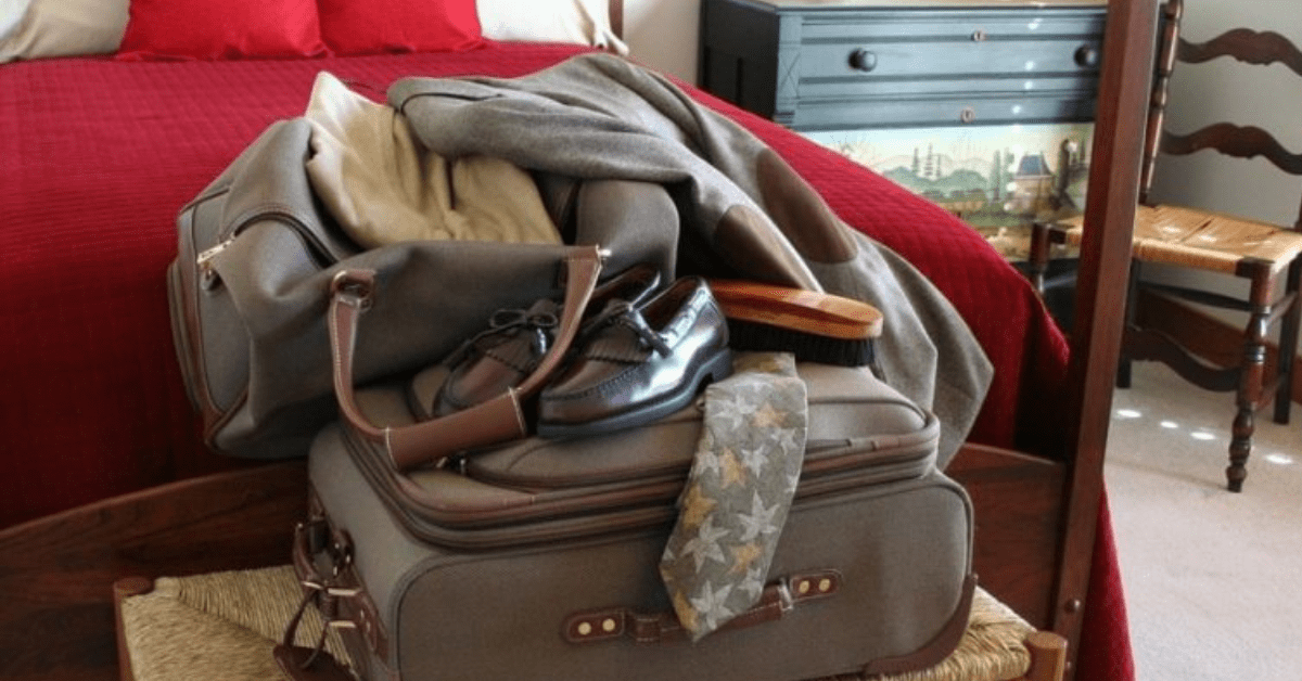 5 Ways On How To Pack Shoes In A Suitcase 2024